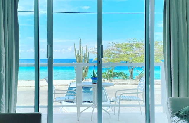Bella Horizonte - Beachfront 8