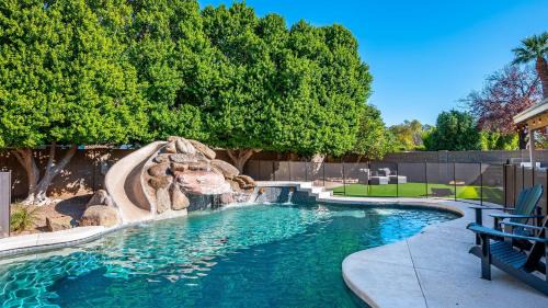 Bella Vista by AvantStay Pool w Waterslide