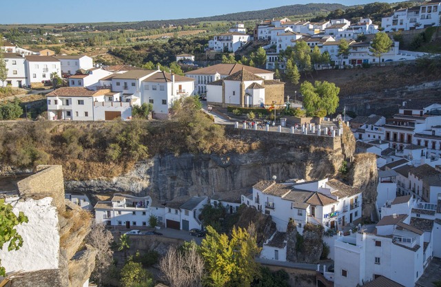 BellaVista, beautiful unique traditional Andalousian home built into the rocks