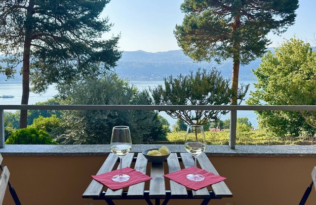 Bellavista Lake view apartment