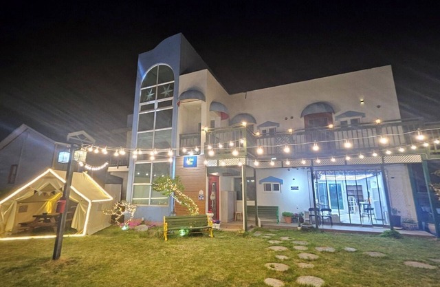 Bellus Rose Pension Hotel