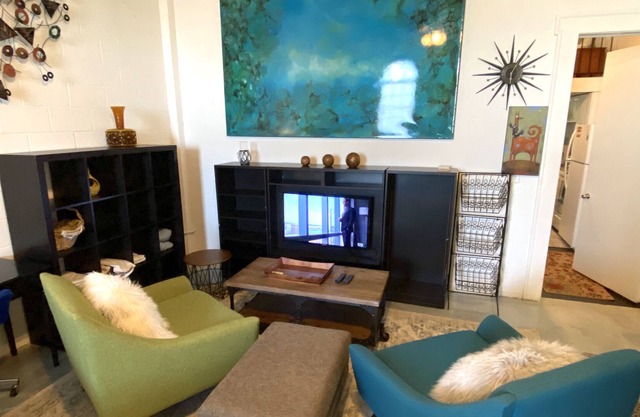 BeltLine Loft SPACIOUS 2/1 Pets! Cabbagetown Near Downtown