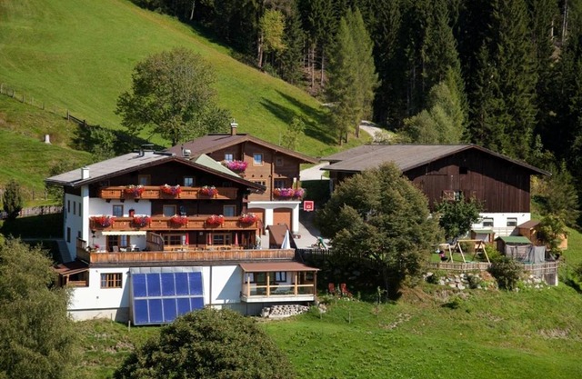 Berggasthof-Ferienbauernhof Habersatt