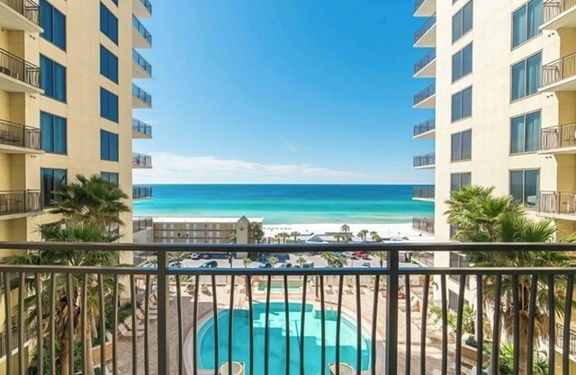 Best Balcony View - Heated Pool & Hot Tub
