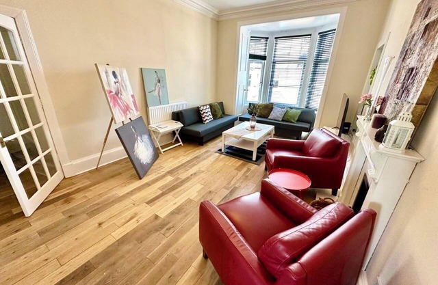 Best Dumbarton home, spacious and bright