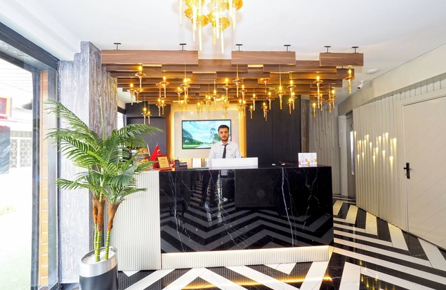 Best House Hotel