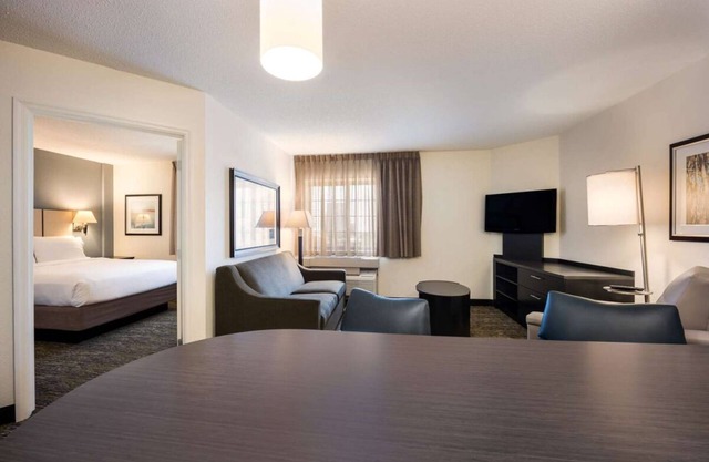 Best Value, Quality Stay! Fully-equipped Kitchen, Pet-friendly Property!
