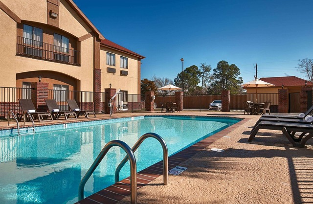 Best Western Inn & Suites - Lake Charles