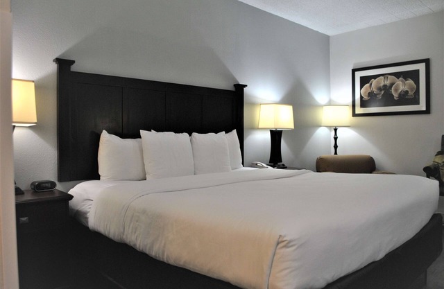 Best Western Paramus Hotel & Suites