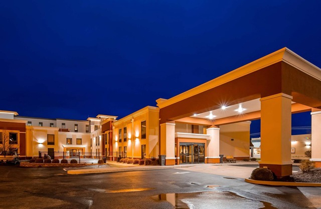 Best Western Plus Parkway Hotel