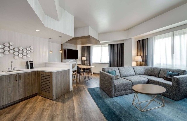 Better Choice For Your Vacation! Pet-Friendly, Near Victorian Village