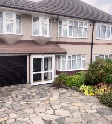 Bexleyhealth Town Center 5 Bedroom Luxurious Home