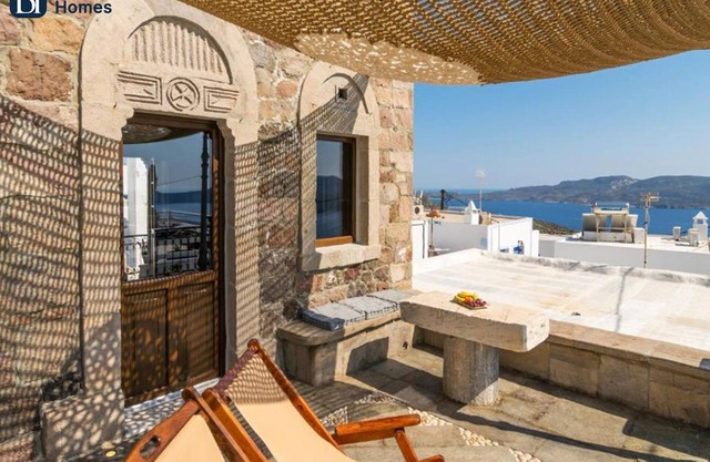 BH191 - R - Villa Milos