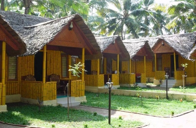 Bhaktiras Cottages