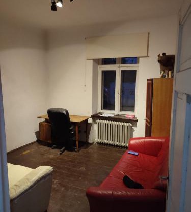 Biały dom Cyprysowa 11