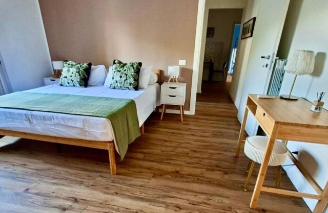 Bibbi's House Two Bedrooms Apt on Metro C