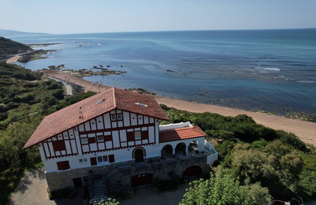 Bidart Facing the ocean, with a superb view.46m2 studio apartment