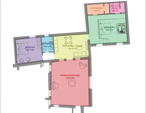 Big apartment with private courtyard