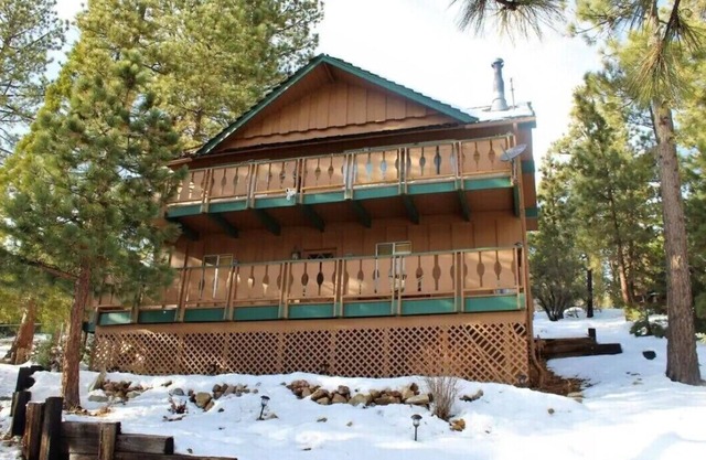 Big Bear Cabin Limited September availability – value pricing!
