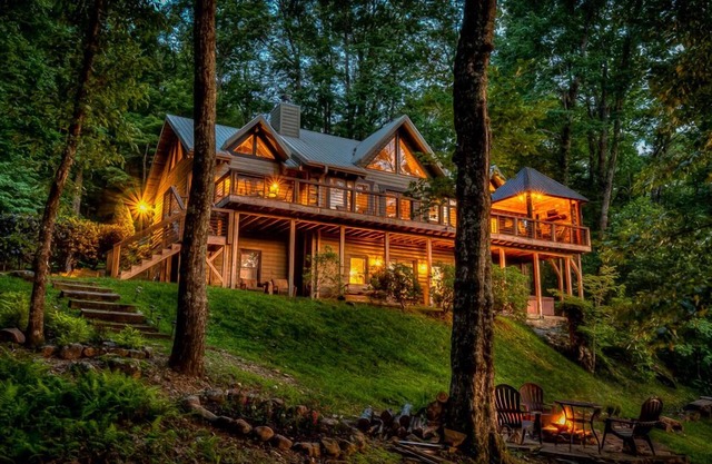 Big Canoe Lodge- Hot Tub | Screened Porch | Outdoor Fireplace & Fire Pit | Aska Area