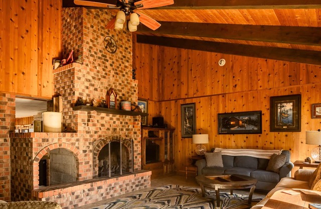 Big home on Lake Pend Oreille ranch in Sandpoint