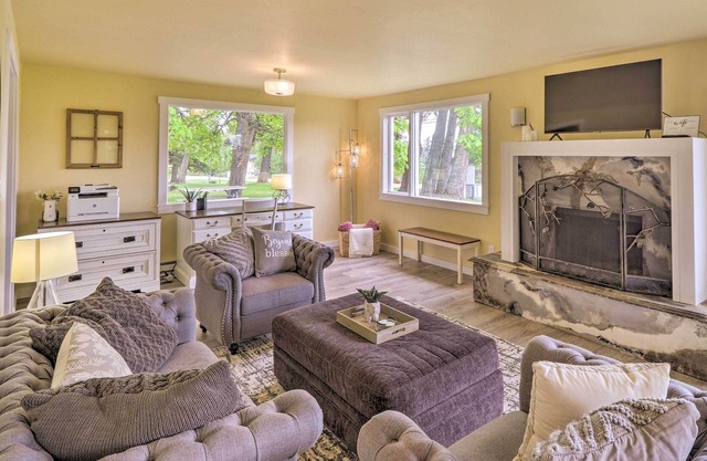 Bigfork Home w/ Mtn Views - Close to Lake!