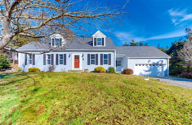 Biking, Beaches, & Private Backyard Perfect For Grilling