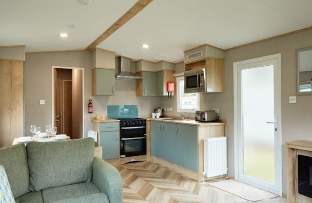 Billing Aquadrome Silver 3 Bed Caravan SI25