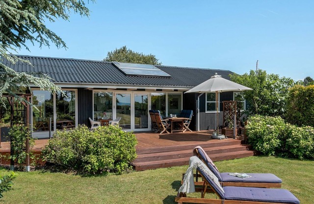 "Bisera" - 150m from the sea by Interhome