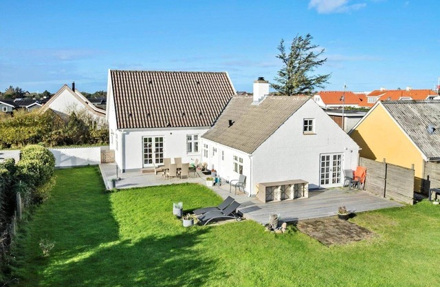 BL327 Blokhus - Sønder I By 23