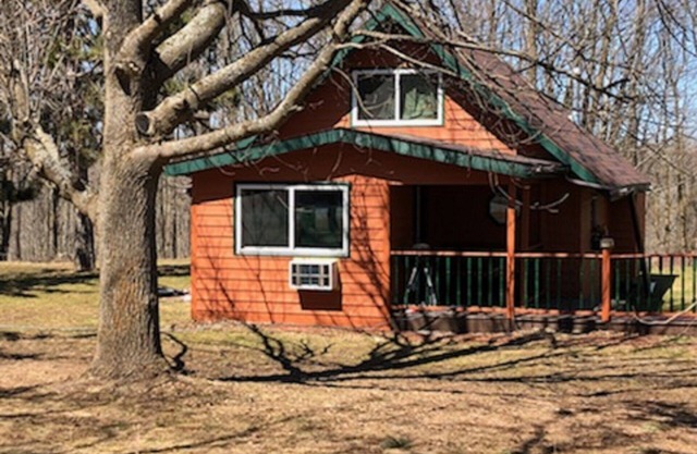 Black River Retreat (Dog Friendly!)