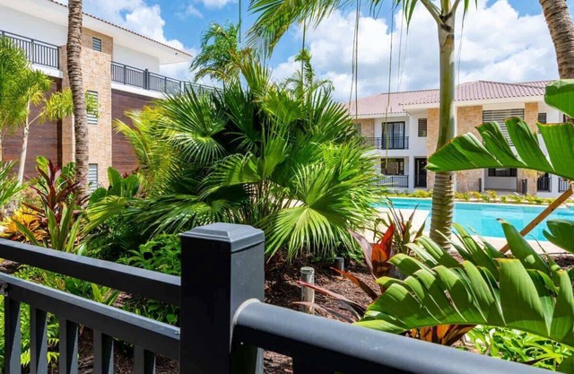 Blue Breeze Balcony S