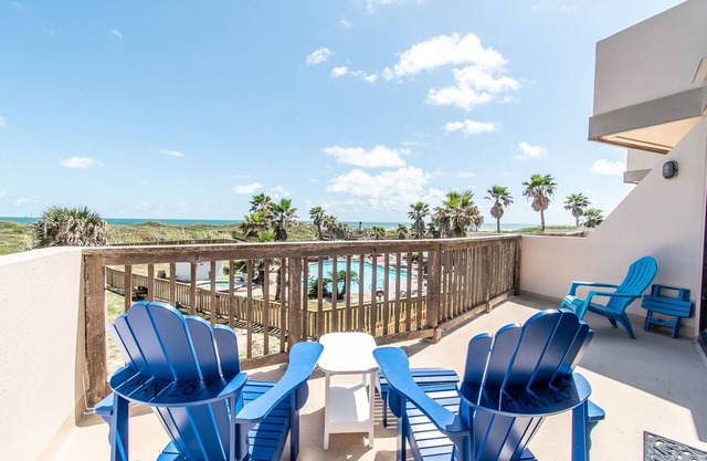 Blue Heat Waves:Beachfront Oasis Resort Pools, Ocean Views