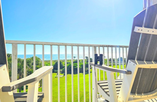 🌴 "Blue Horizon at Surf Club" 🌅 Ocean Views 3rd Floor Corner Wraparound Balcony!