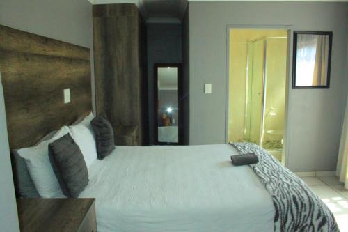 Blue Moon Guest House