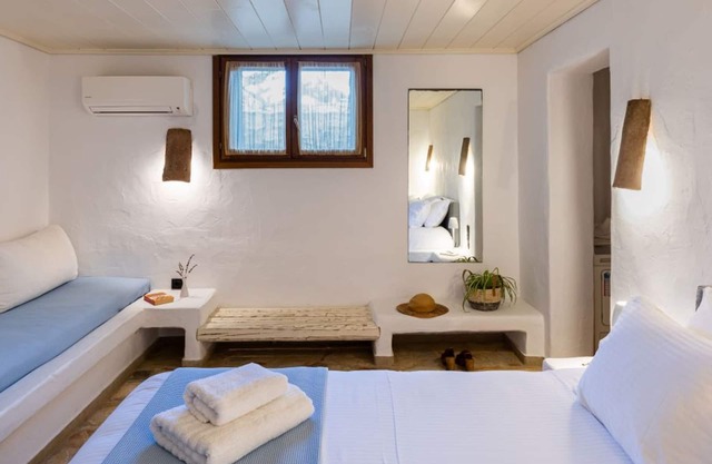 Blue Villa in Kampos, Paros