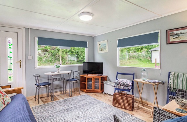 Bluebird Chalet - UK38524