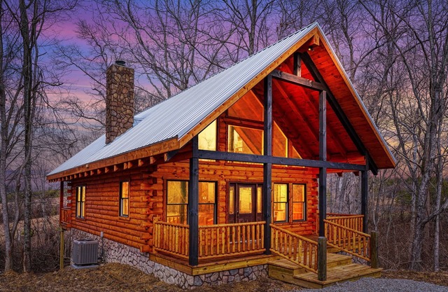 Bluebonnet Luxury Cabin - in the Hocking Hills