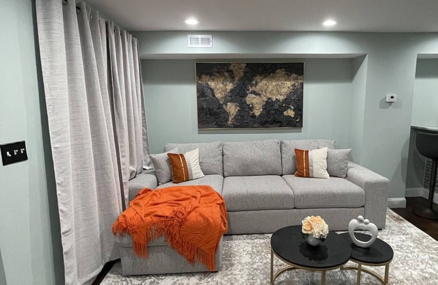 B’more Restful. Comfortable Townhome -Easy access to everywhere
