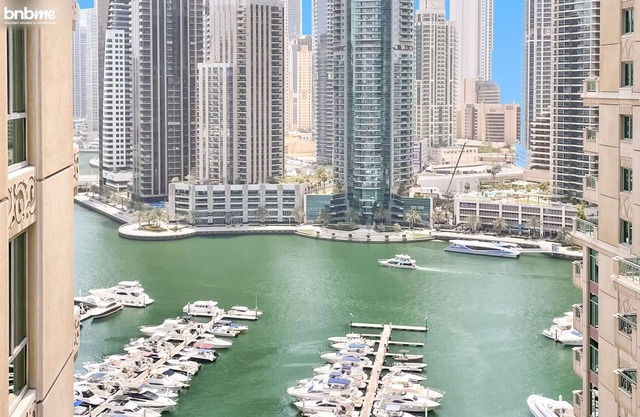 bnbme | Stunning Marina View | High Floor Apartment