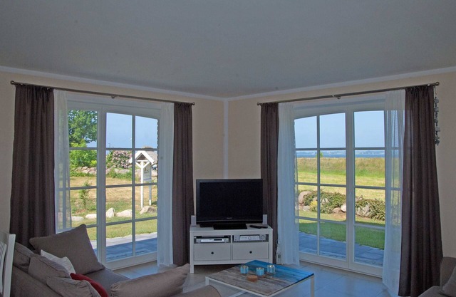 Boddenblick in the country house 100 m to the marina Seeblick - Landhaus Gager 100 m to the marina