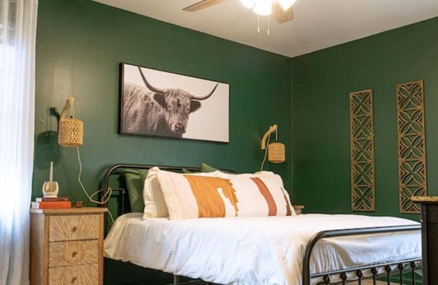 Bohemian Bliss: Charming 3 bd Retreat w Home Gym