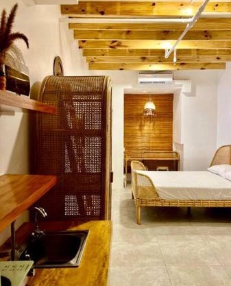 Bohemian Moderns Style Living- Free Pool- Pet Friendly
