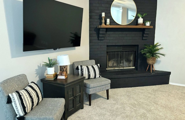 Boho Oasis – Spacious 3-Bedroom Stylish Retreat with Games & Coffee Bar