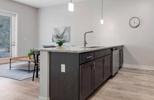 Bold 2114 I Corporate 1 Bedroom Apartment