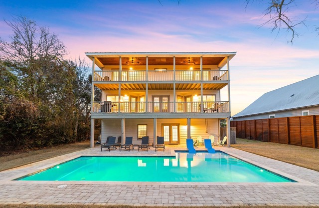 Book a Fall Getaway Today! Private Pool! 6 Adult Bikes! 30A Beaches!