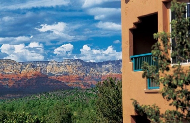 Book Sedona Summit Resort Studio at HVC With Us And Save!