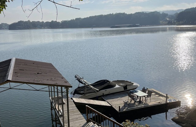 Boone Lake, lake house on main channel with beautiful water views!