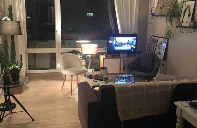 Bord de Loire - Île de Nantes (parking inclus)