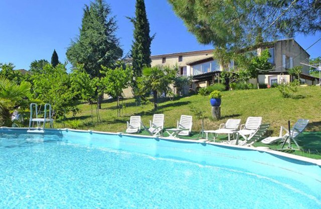 Bottom of the villa RESPLENDIN